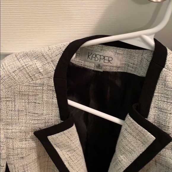 Jacket - Picture 2 of 3